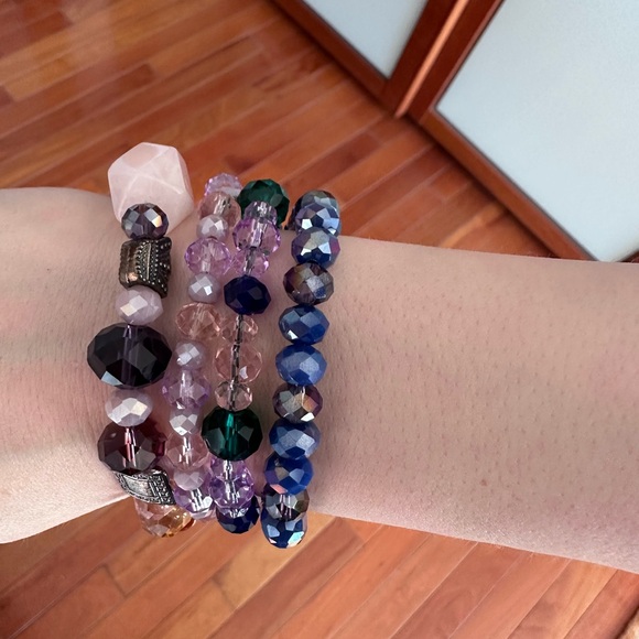 Colorful Beaded Bracelet Set - Picture 4 of 6